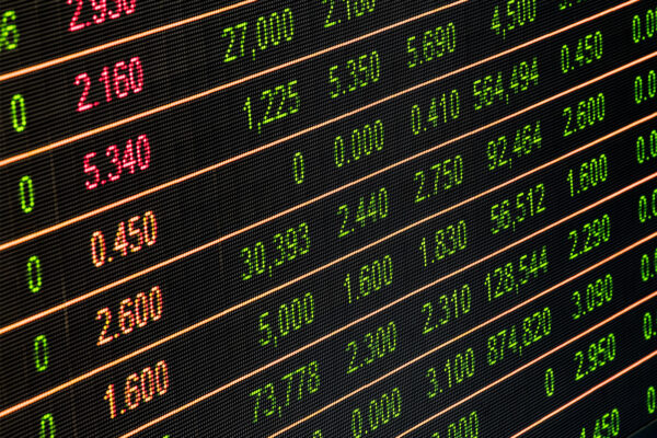The Stock Market and the Economy Are Not the Same: A Guide to Understanding the Difference